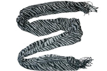 将图片加载到图库查看器，Scarves with Animal Print (Various Colours) Scarf